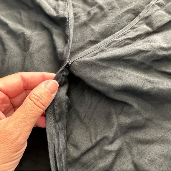 Artezi Shorts Romper - Picture 4 of 6